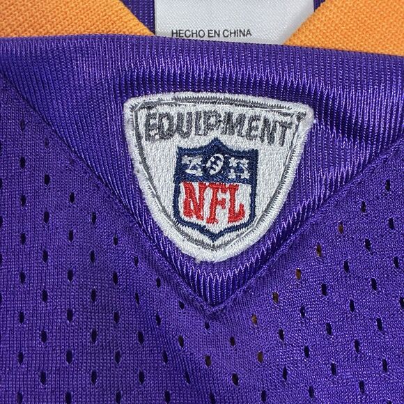 Adrian Peterson #28 Minnesota Vikings NFL Reebok On Field Jersey Adult S/Youth L - Picture 4 of 9